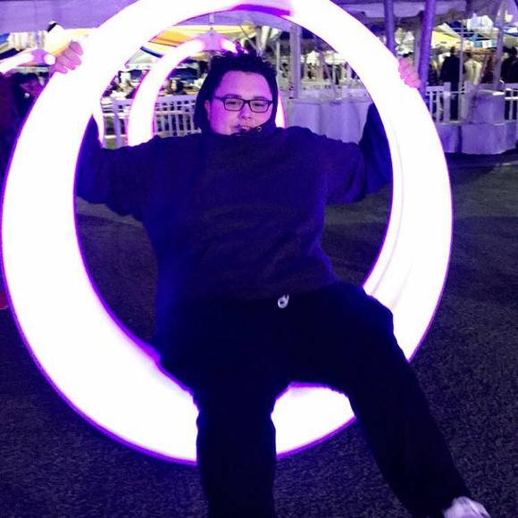 Meet your Posher, Attia - Picture 1 of 1